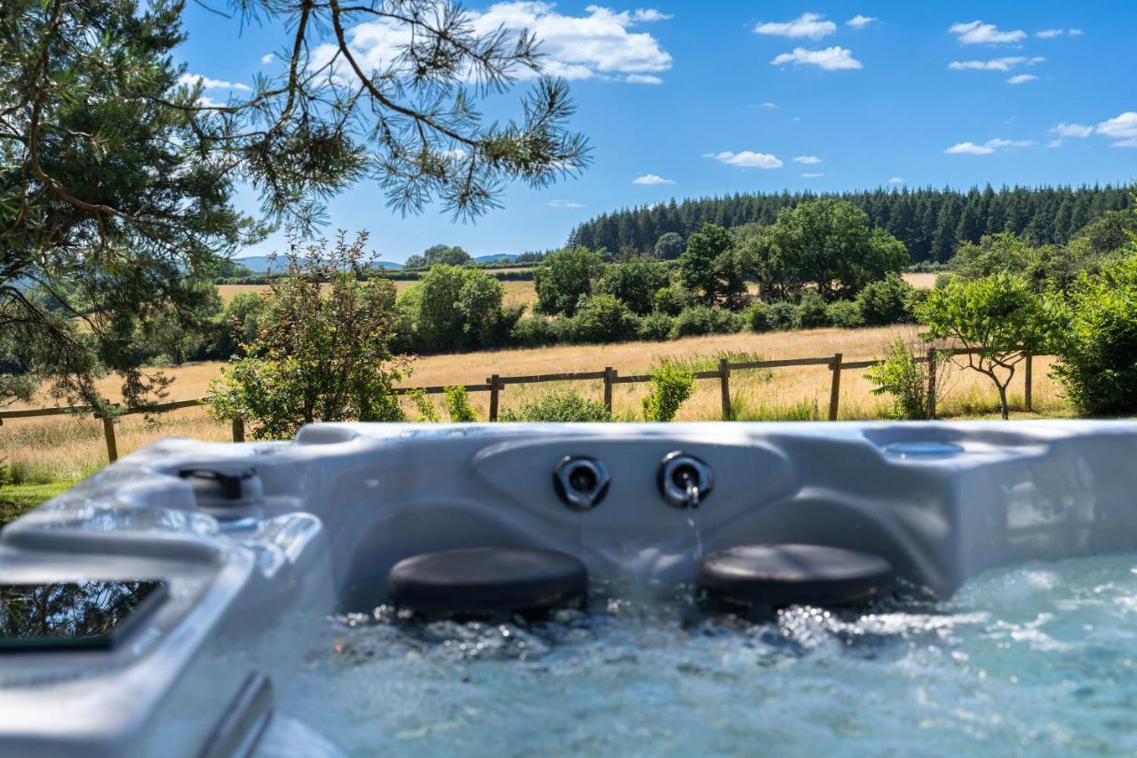 Les Lodges Du Morvan Brazey-en-Morvan Exterior photo