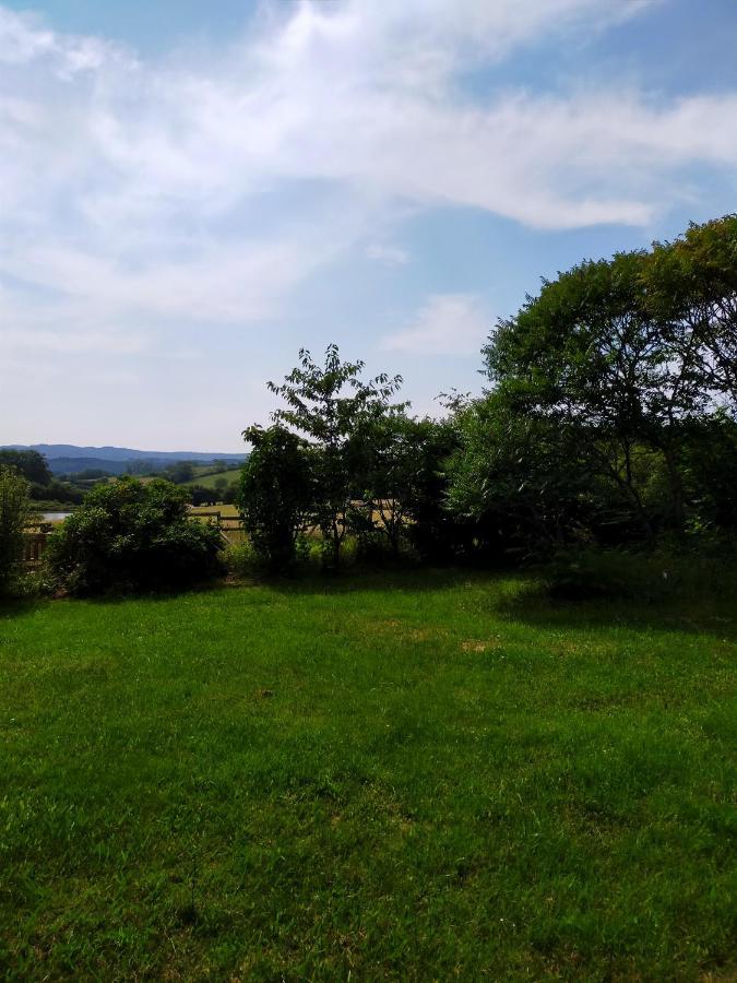 Les Lodges Du Morvan Brazey-en-Morvan Exterior photo